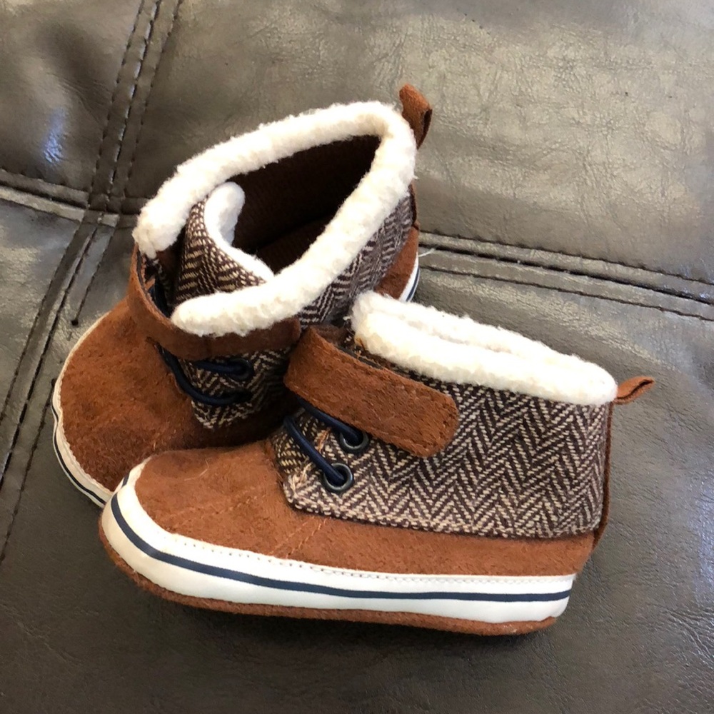 Baby shoe bundle - Picture 4 of 4